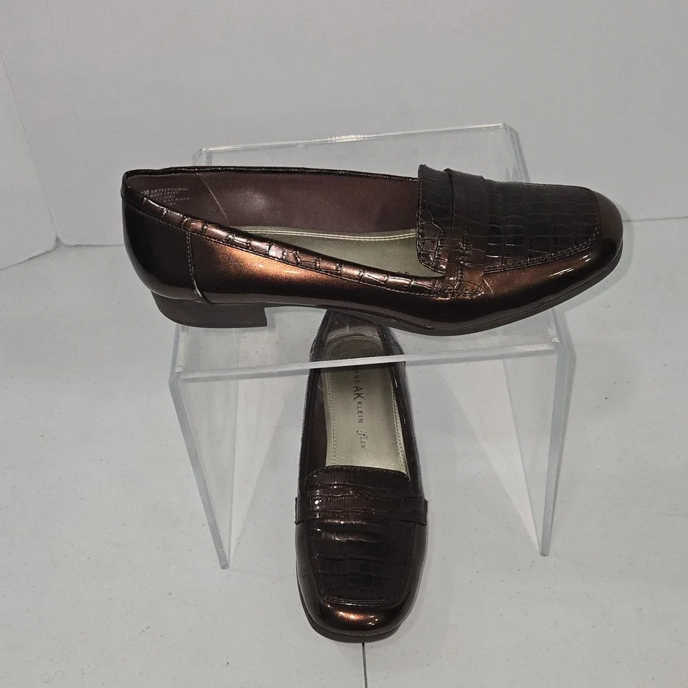 Anne Klein Vittorio iFlex Bronze Metallic Croc Loafers Womens Size 9M